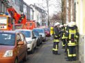 Einsatz Feuerwehr SEK Polizei Koeln Nippes Merheimerstr P058